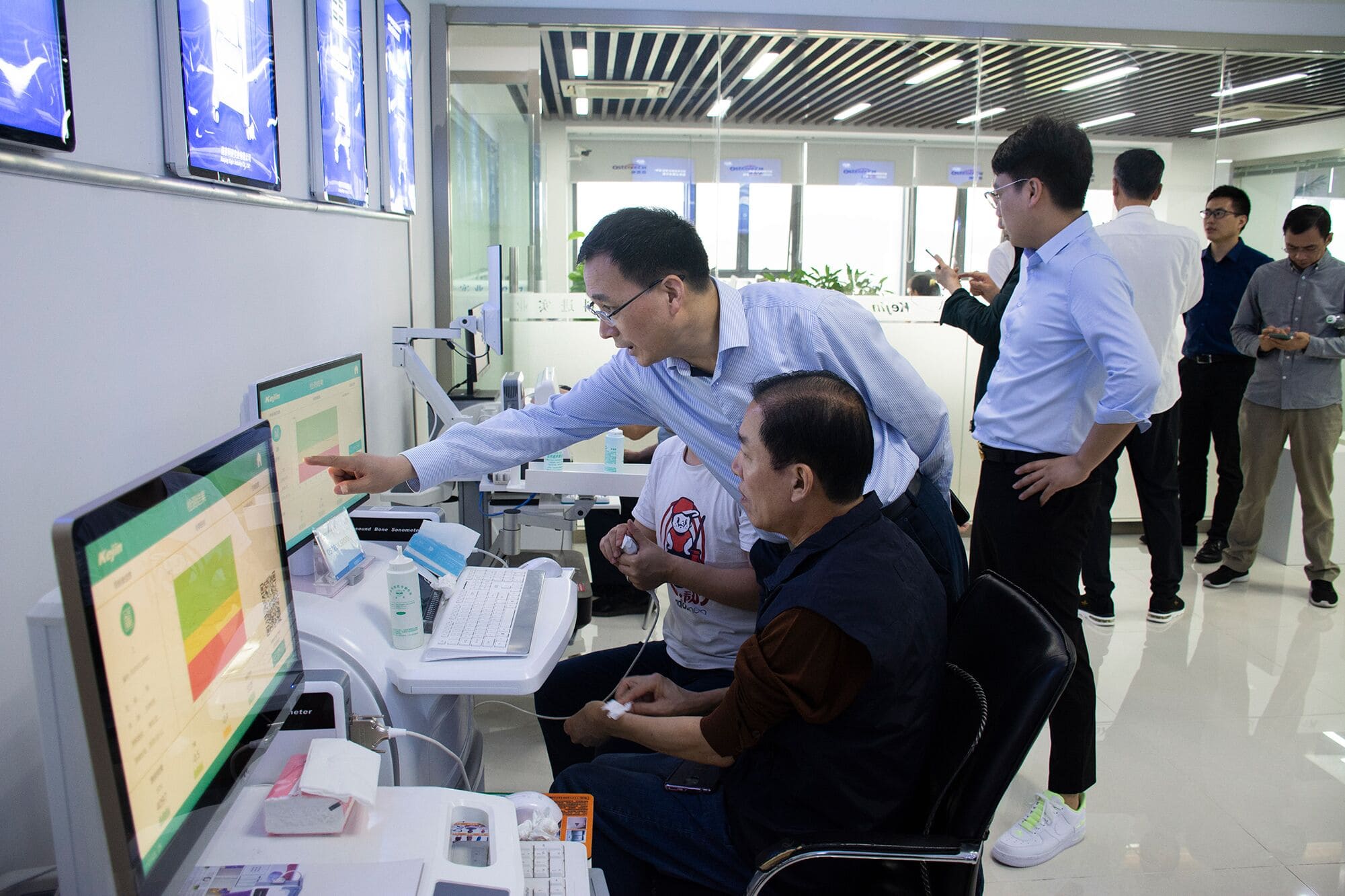 江蘇省浙江杭州商會領(lǐng)導(dǎo)走訪南京科進